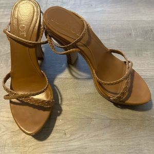 Dior Strappy Leather Braided Wood Sandals (size 39.5)